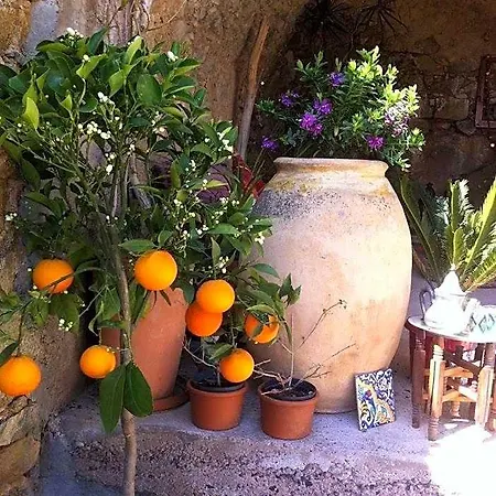 Chez Caro Alojamento de Acomodação e Pequeno-almoço