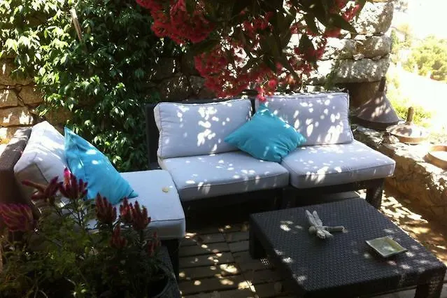 Chez Caro Bed & Breakfast *